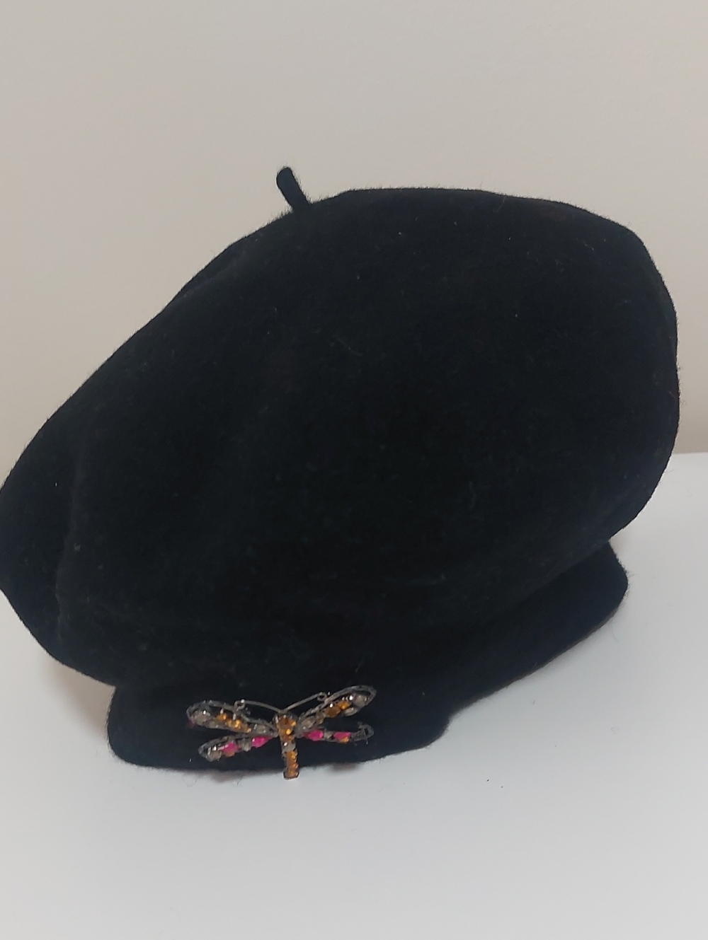 Parkhurst Black Wool Beret with Dragonfly Brooch